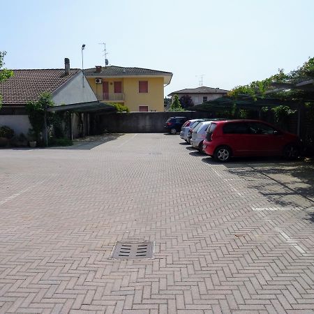 Mozzecane Residenza Il Giglio B&B 외부 사진